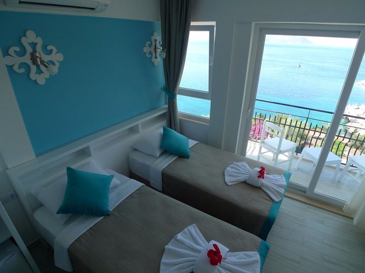 Çakıl Pansiyon Kaş