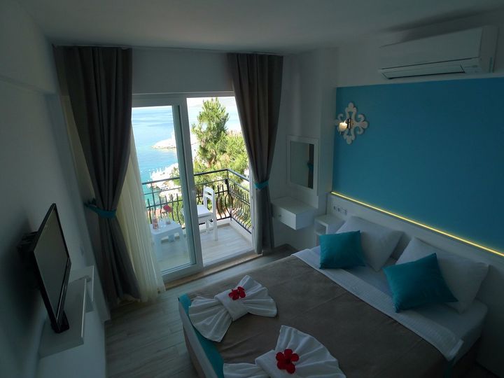 Çakıl Pansiyon Kaş