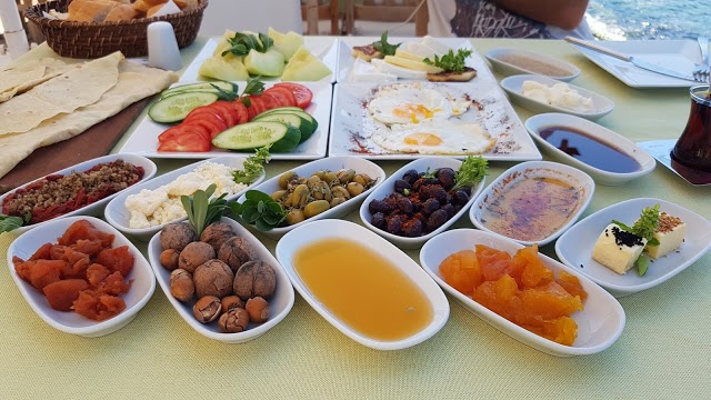 Asma6 Plaj & Restoran Kaş