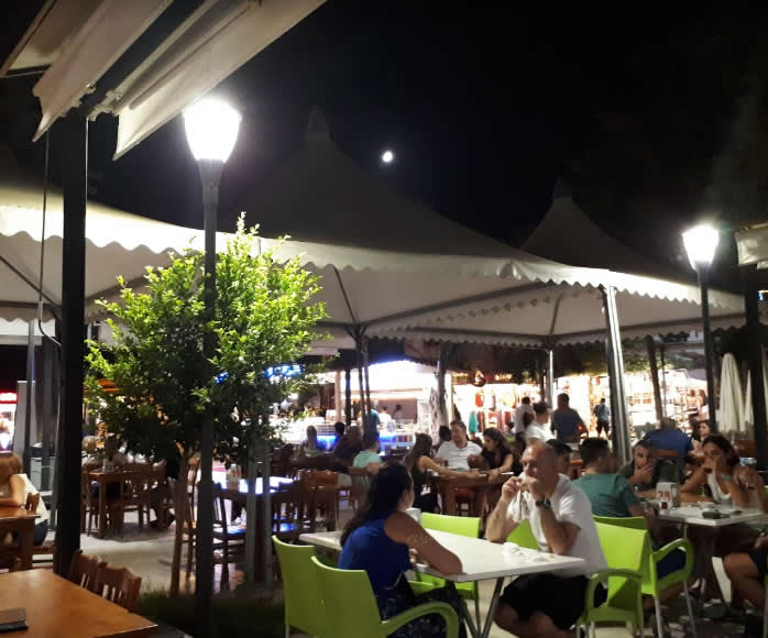 Kaş Aile Belediye Çay Bahçesi