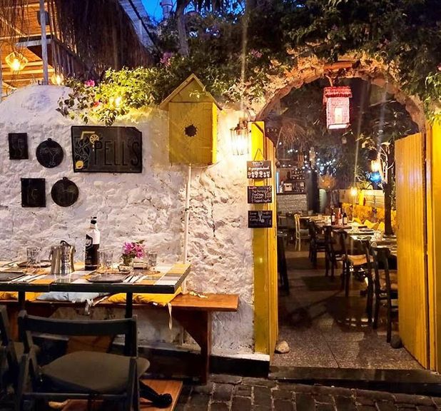 Pell's Gece Gündüz Lezzet Kaş