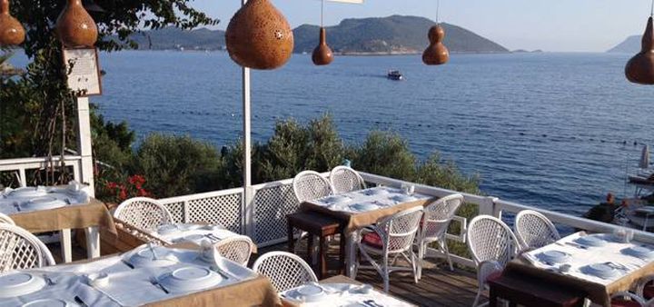 Üzüm Kızı Meyhane Kaş