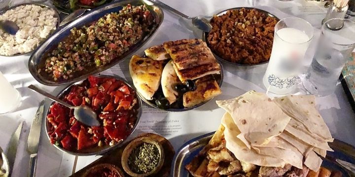 Üzüm Kızı Meyhane Kaş